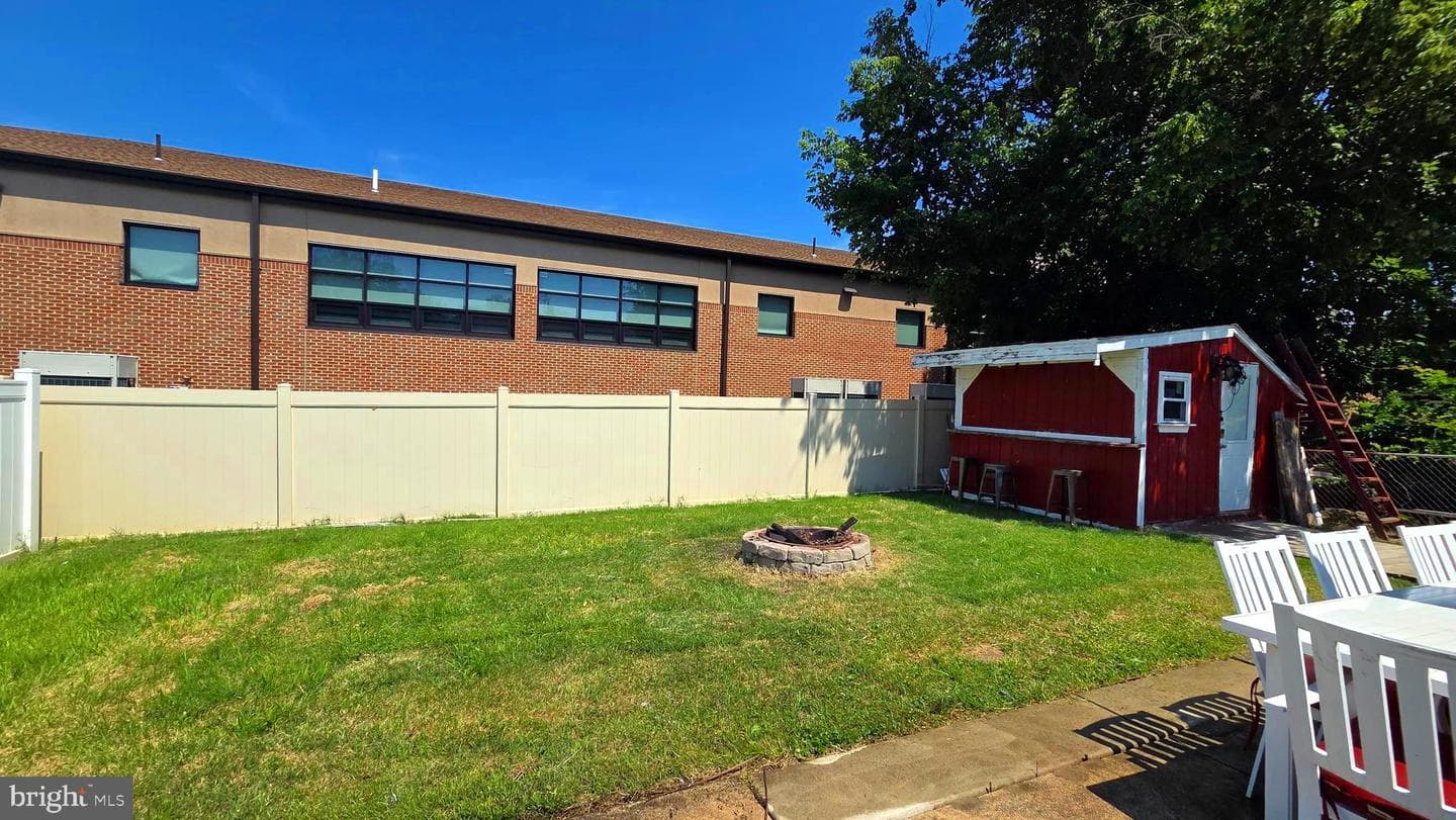 2105 Highland Avenue photo 45