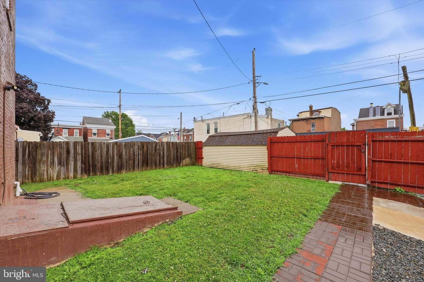 1249 E 12th Street photo 25