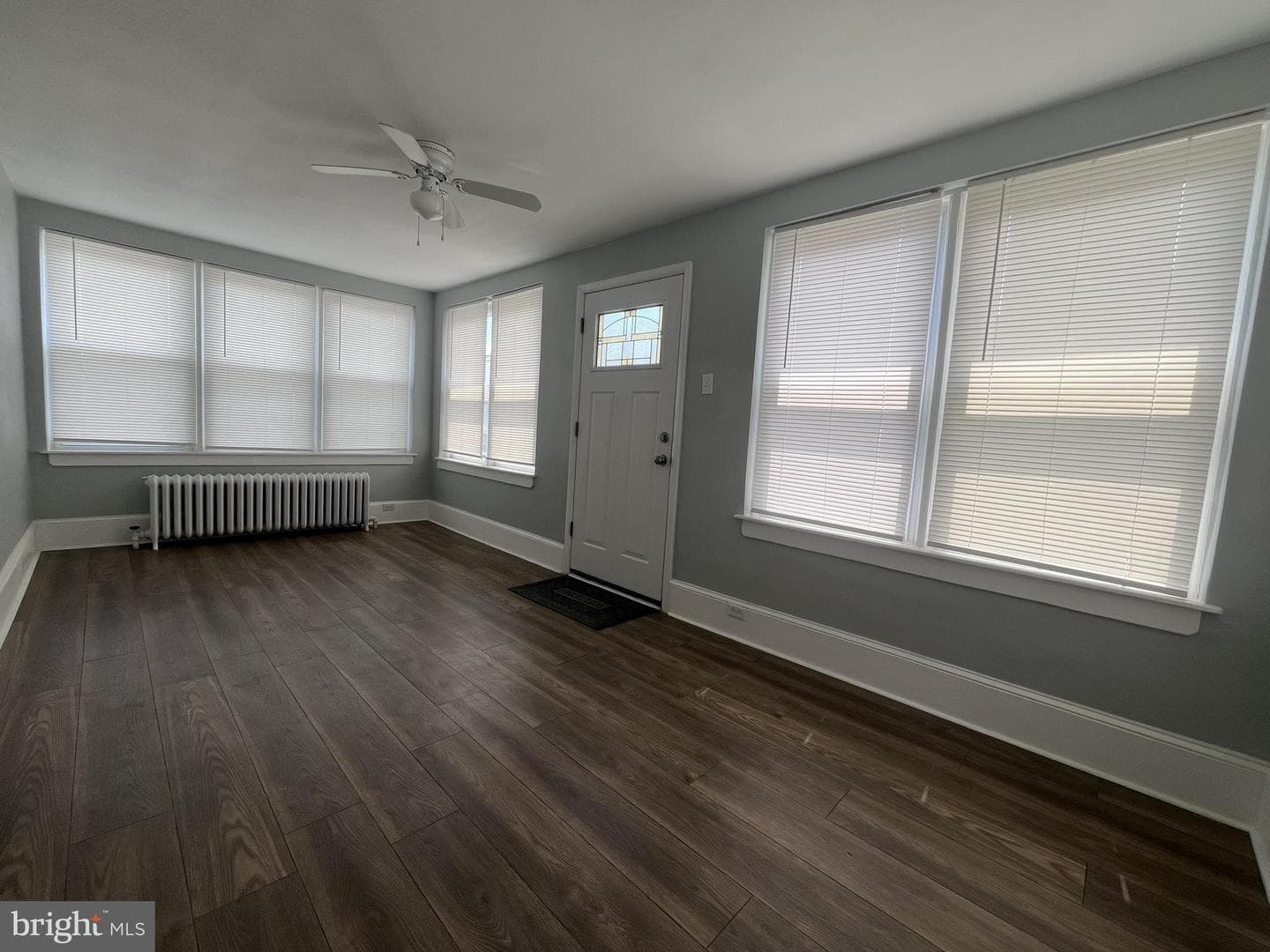 27 Roberta Avenue, Collingdale
