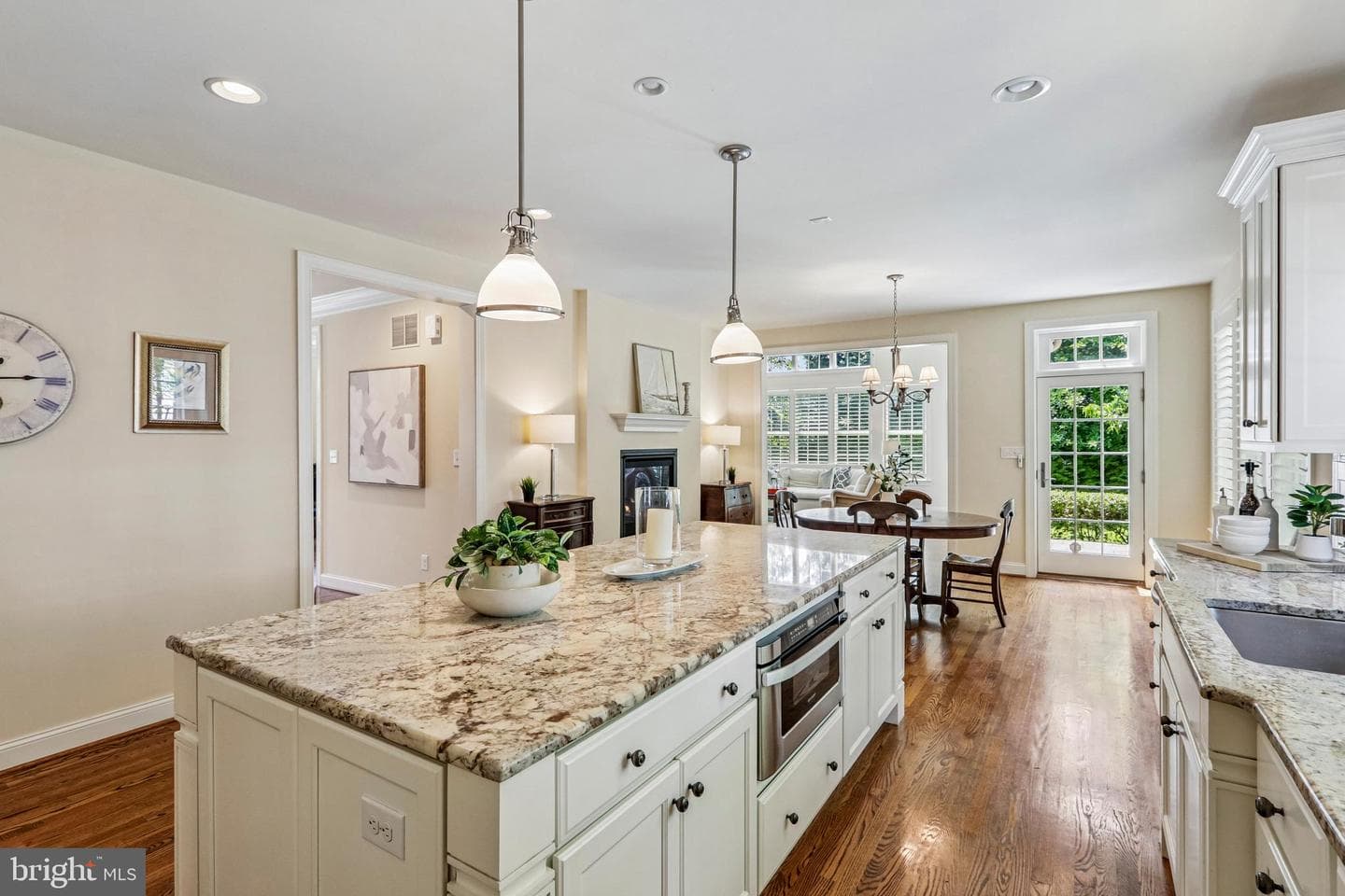 100 Braebank Lane photo 33
