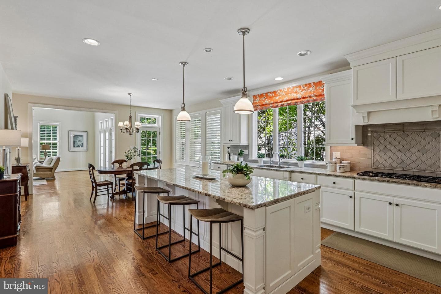 100 Braebank Lane photo 34