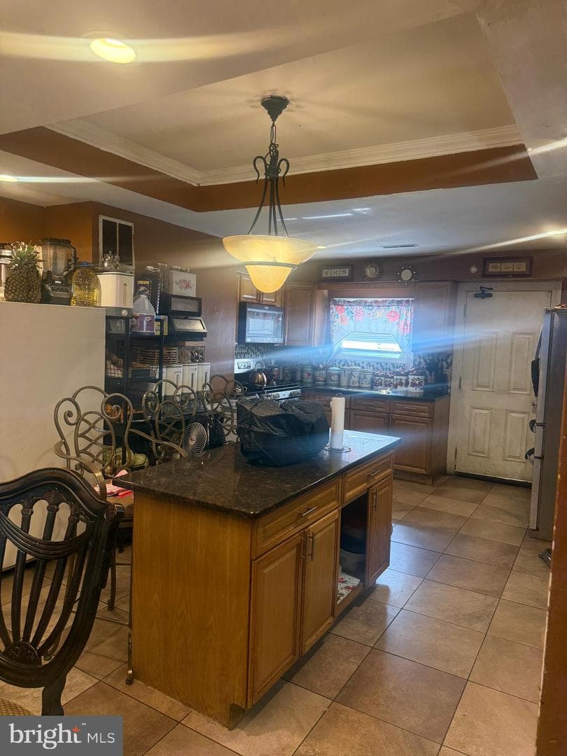404 Colwyn Avenue photo 11