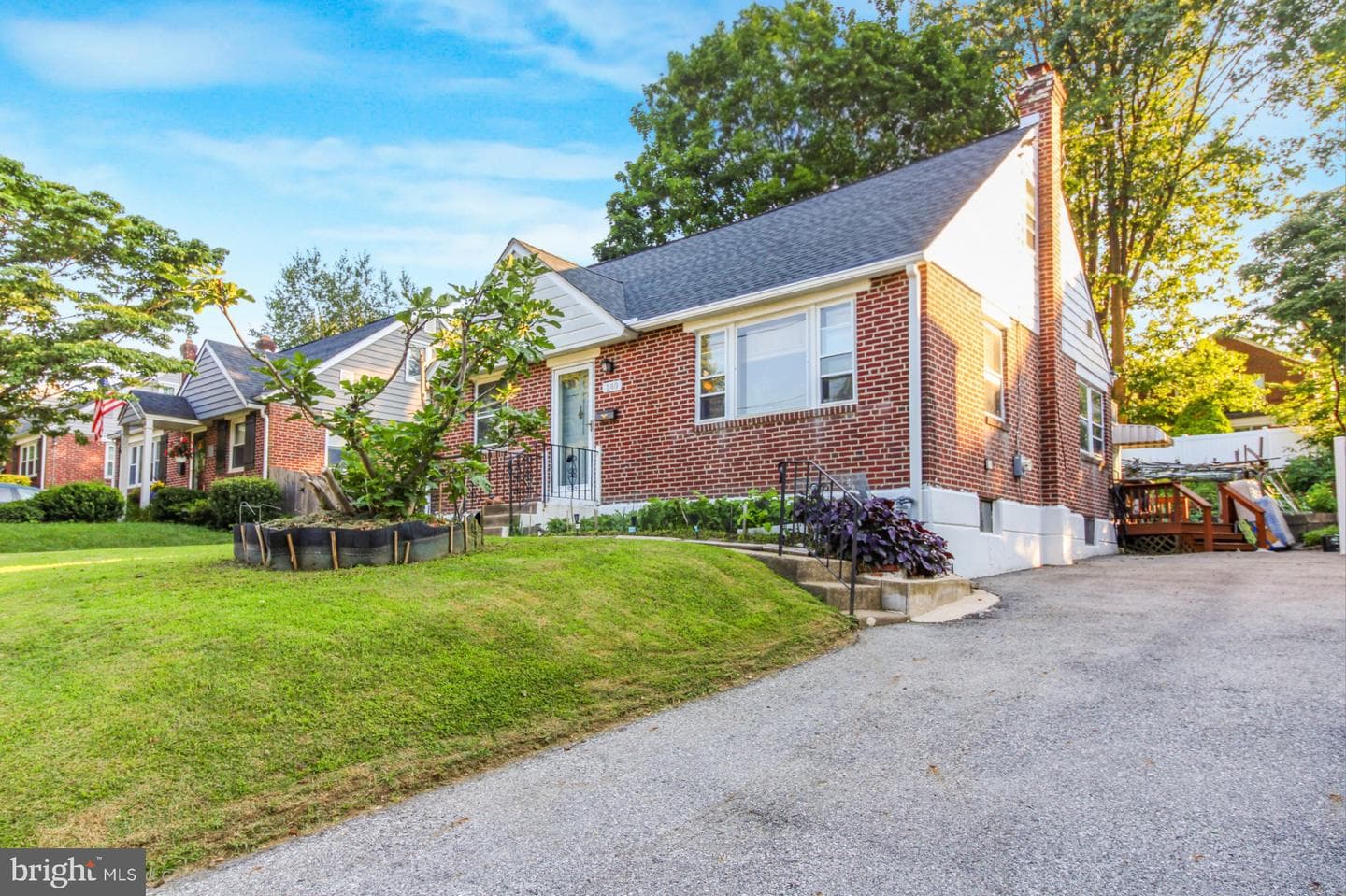 140 Rockwood Drive photo 1