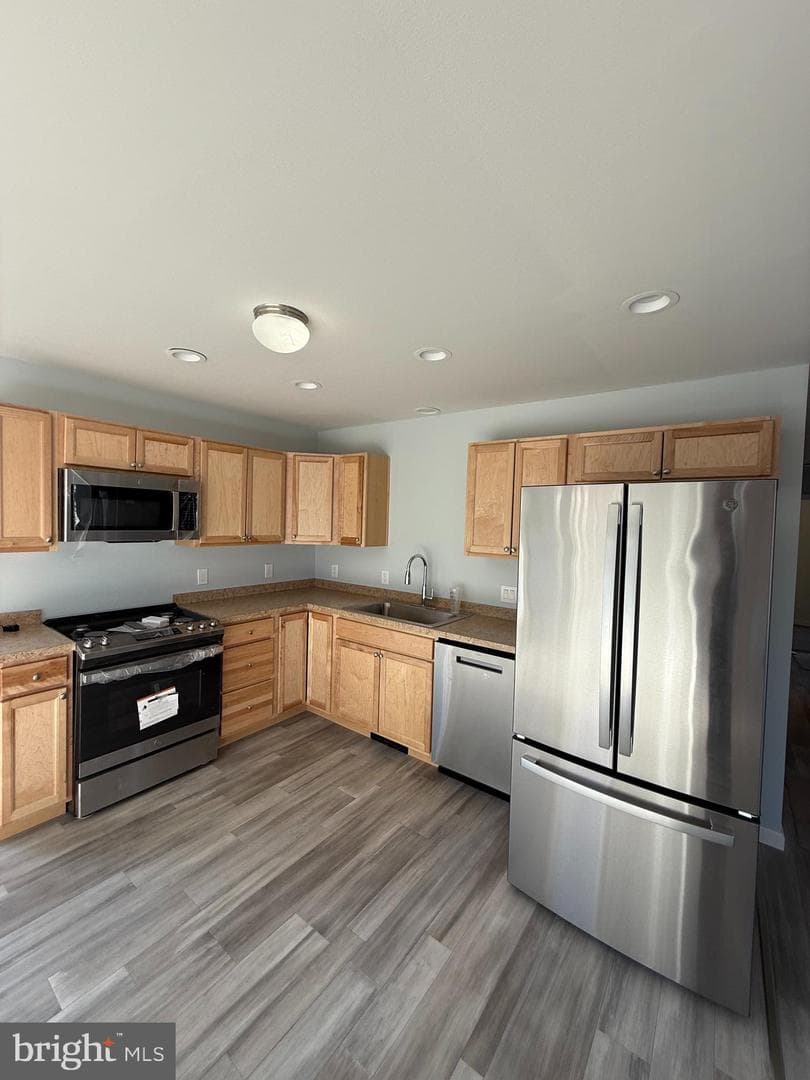 2329 E Macdade Boulevard photo 4