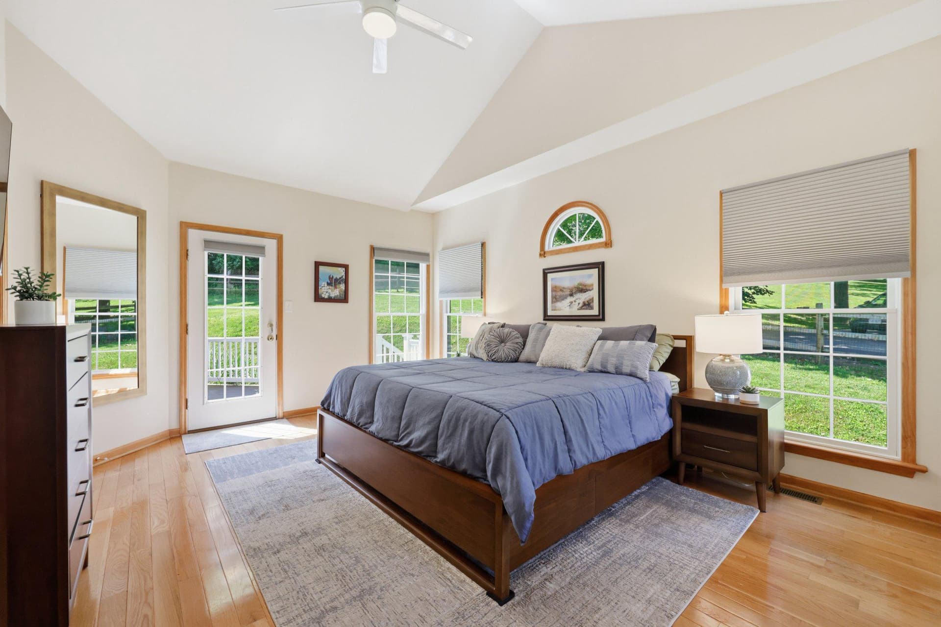 4902 W Chester Pike photo 16