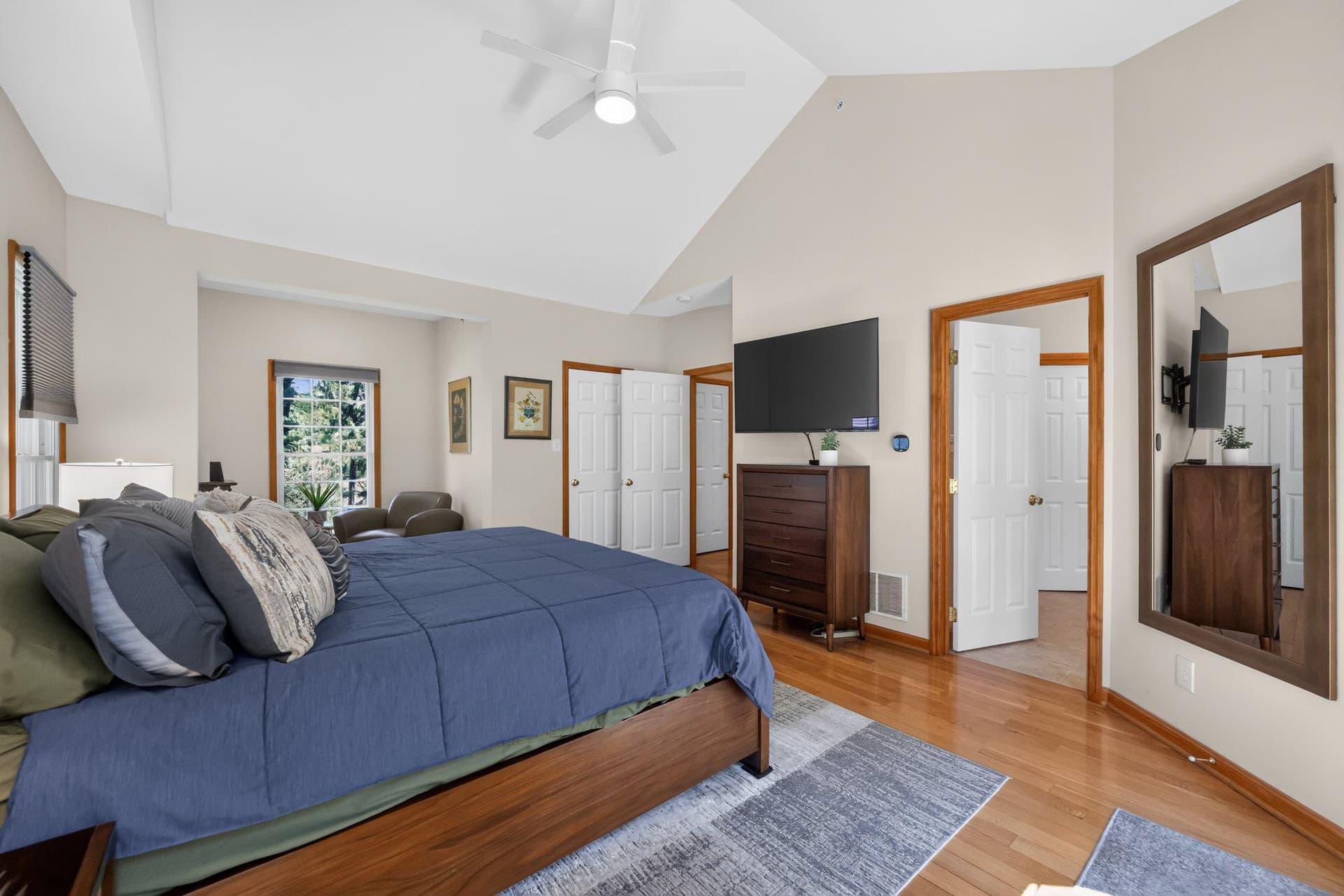 4902 W Chester Pike photo 18