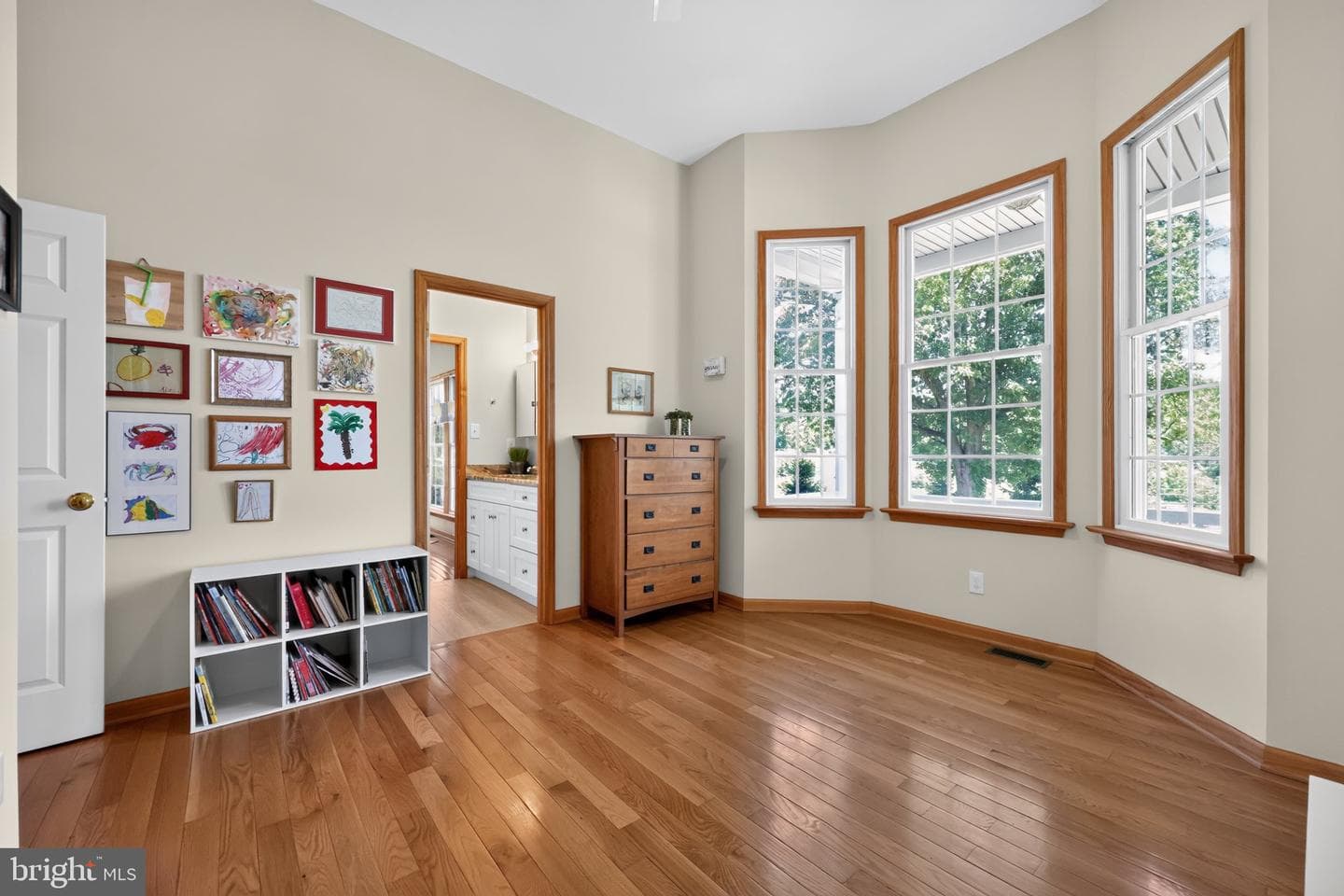 4902 W Chester Pike photo 25