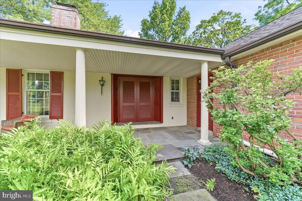 119 Mansion Drive photo 3