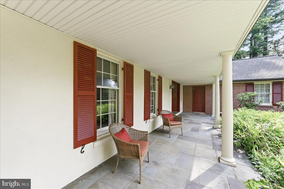 119 Mansion Drive photo 5