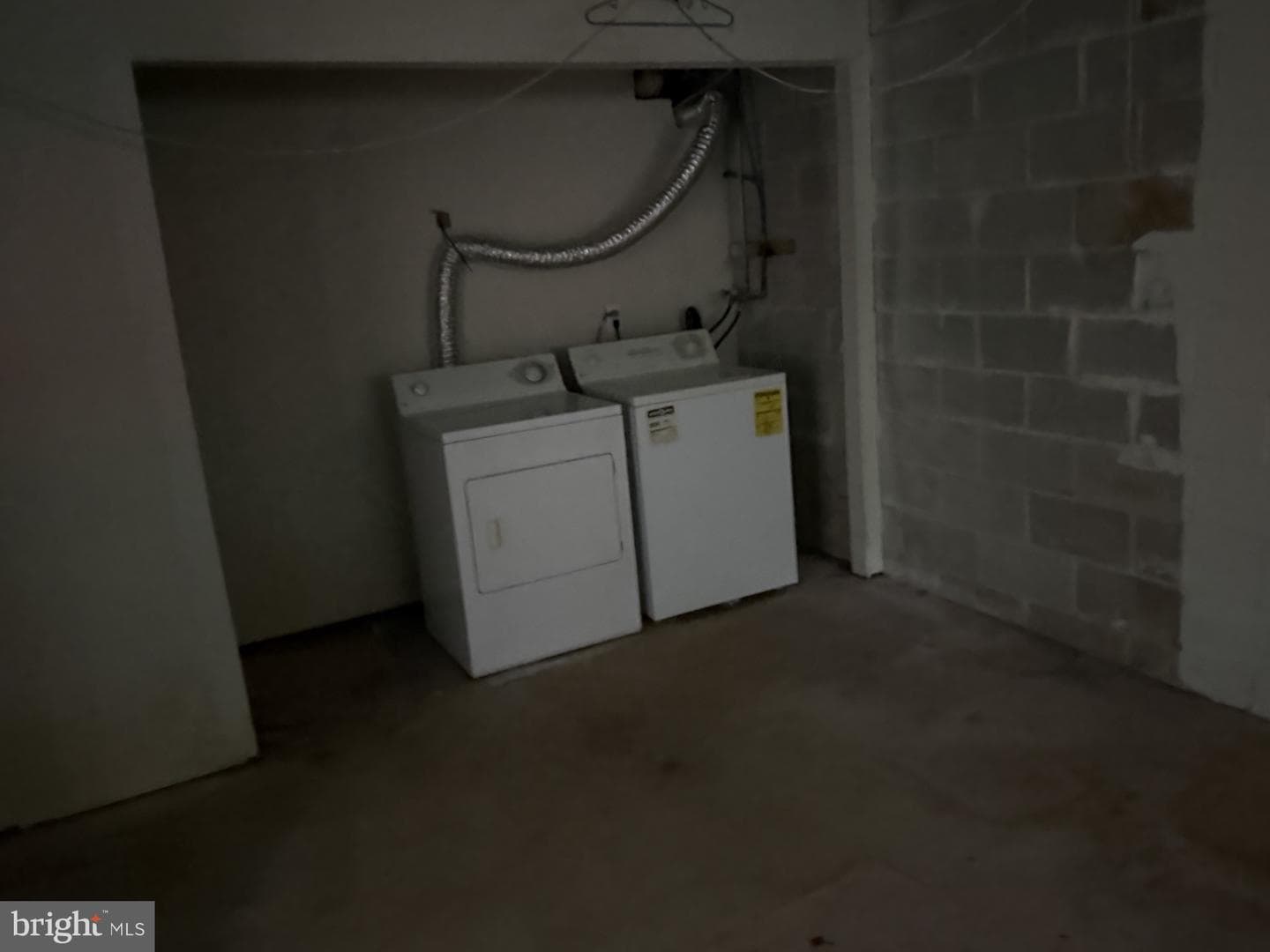 314 Saybrooke Lane photo 9