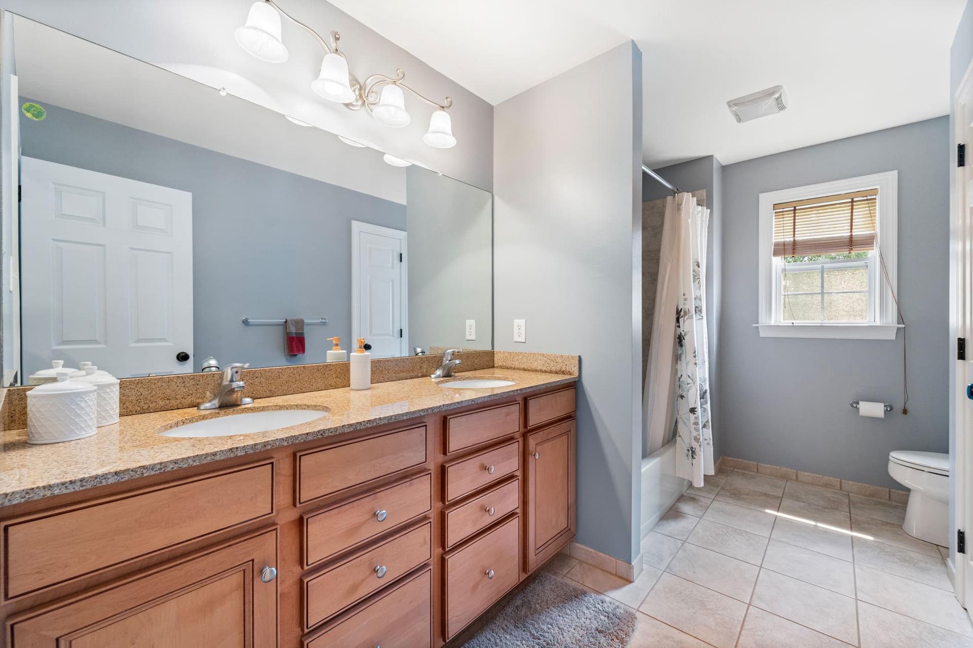 10 Springhouse Lane photo 32