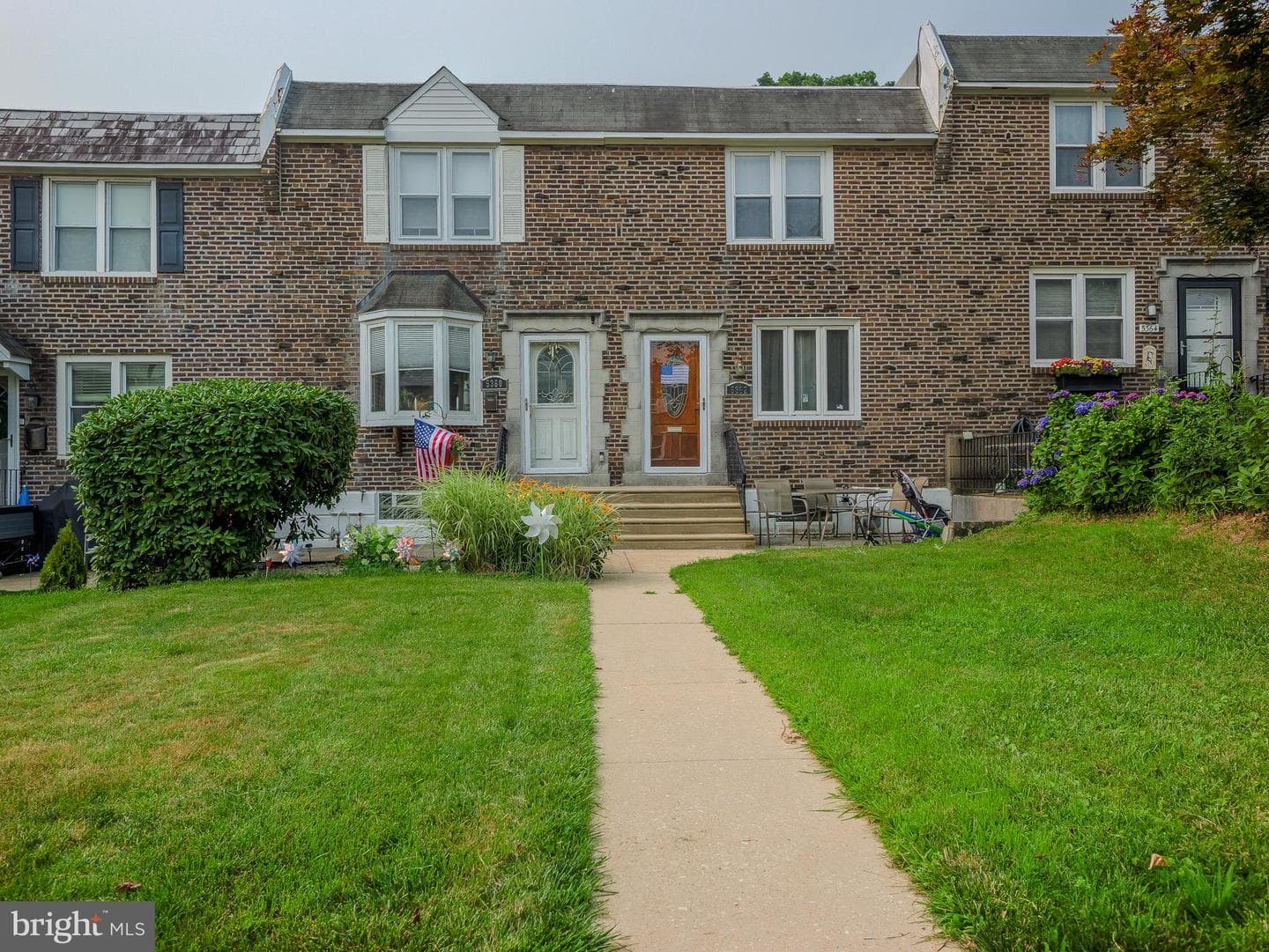 5360 Delmar Drive photo 2
