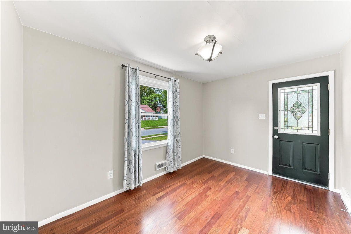 106 Marianville Road photo 7