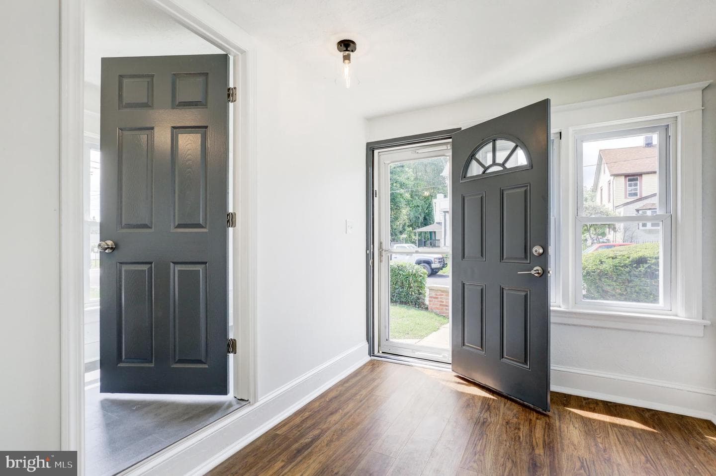 605 Vernon Street photo 12