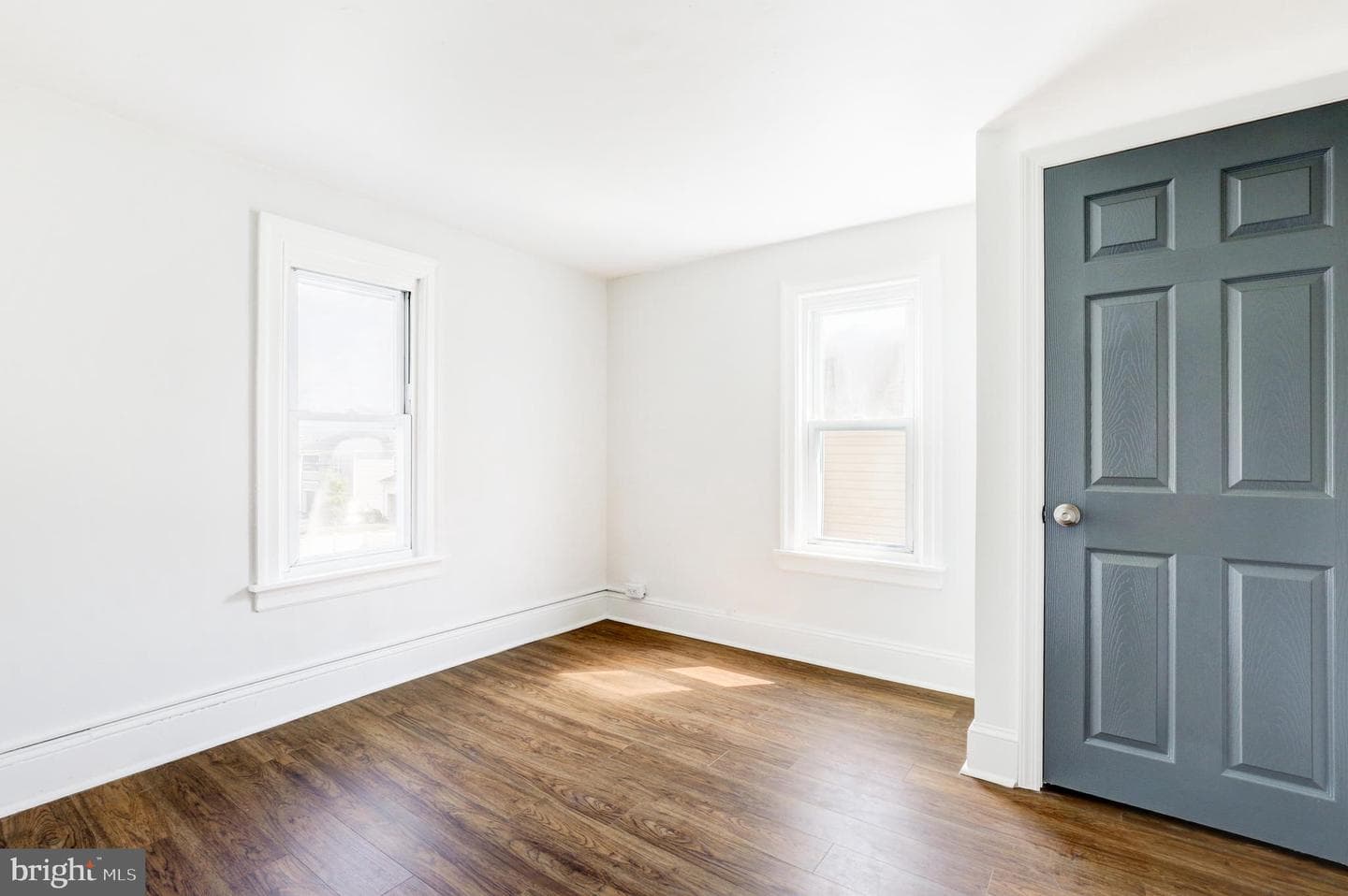 605 Vernon Street photo 17