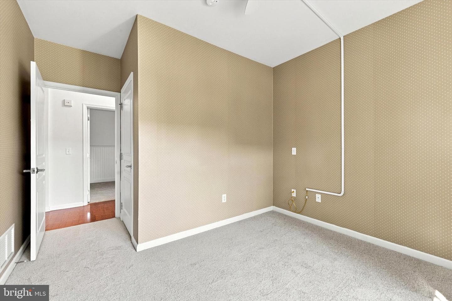 322 Creekside Drive photo 23