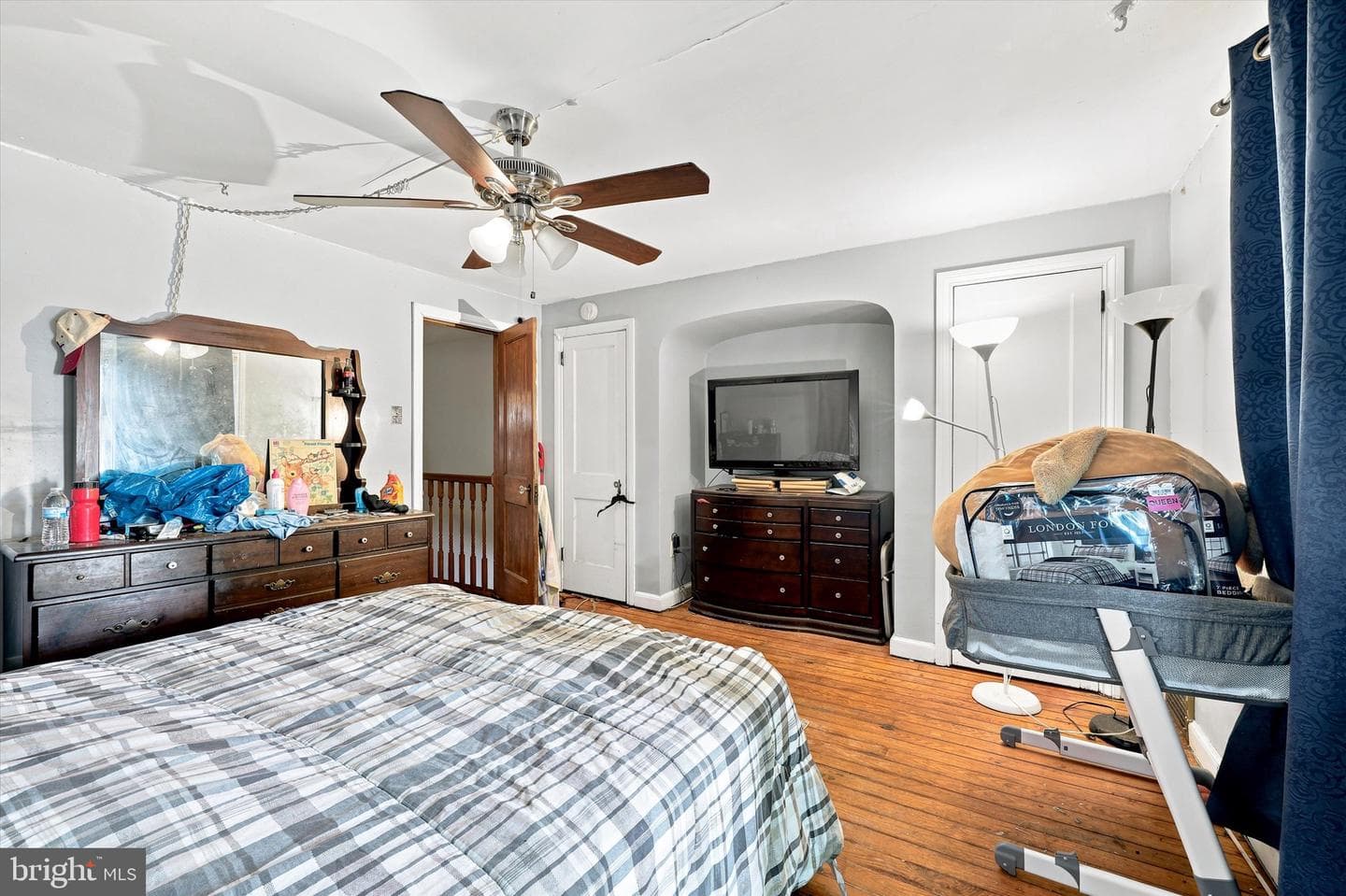 821 Bedford photo 20