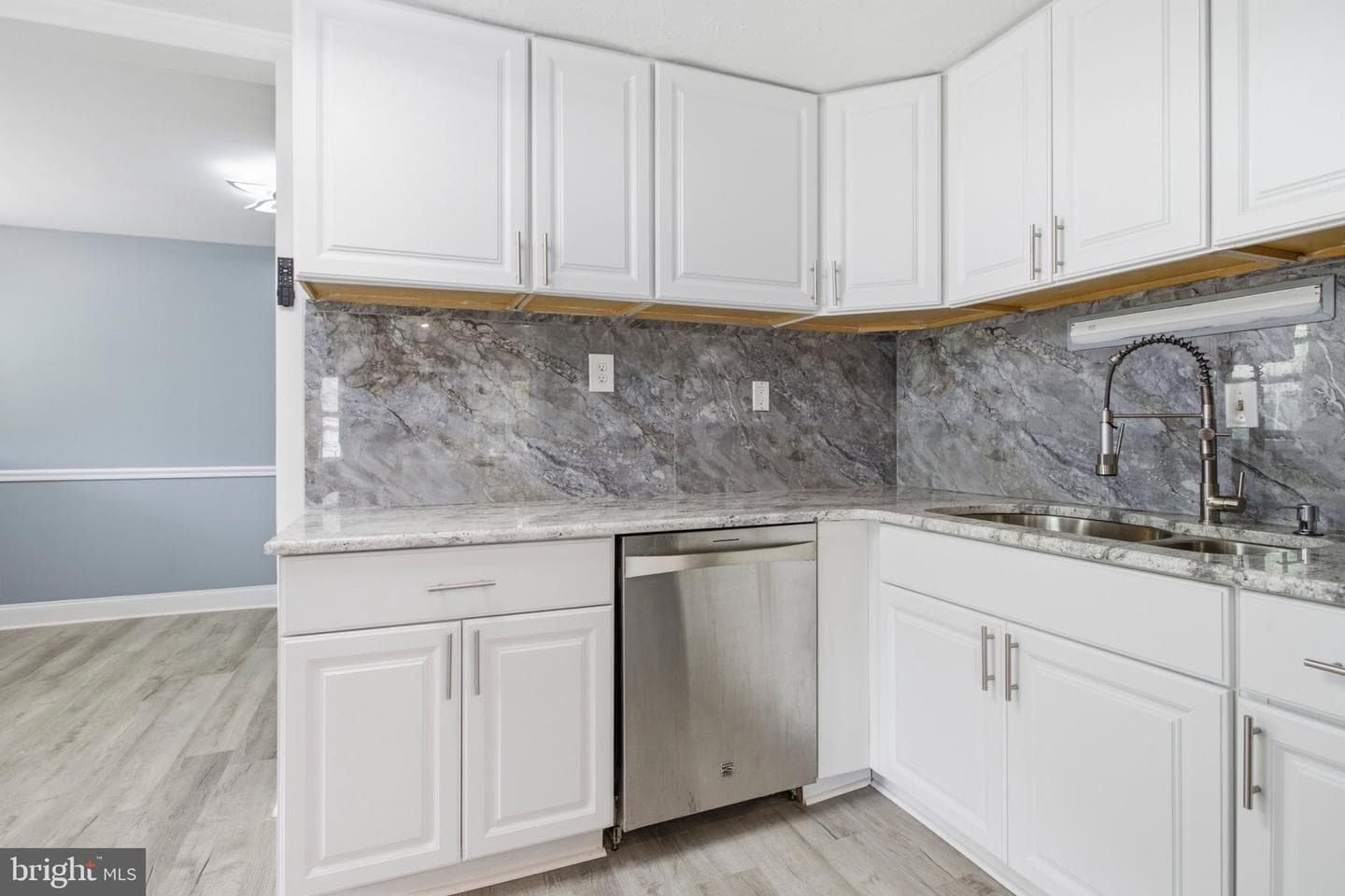 151 Alverstone Road photo 14