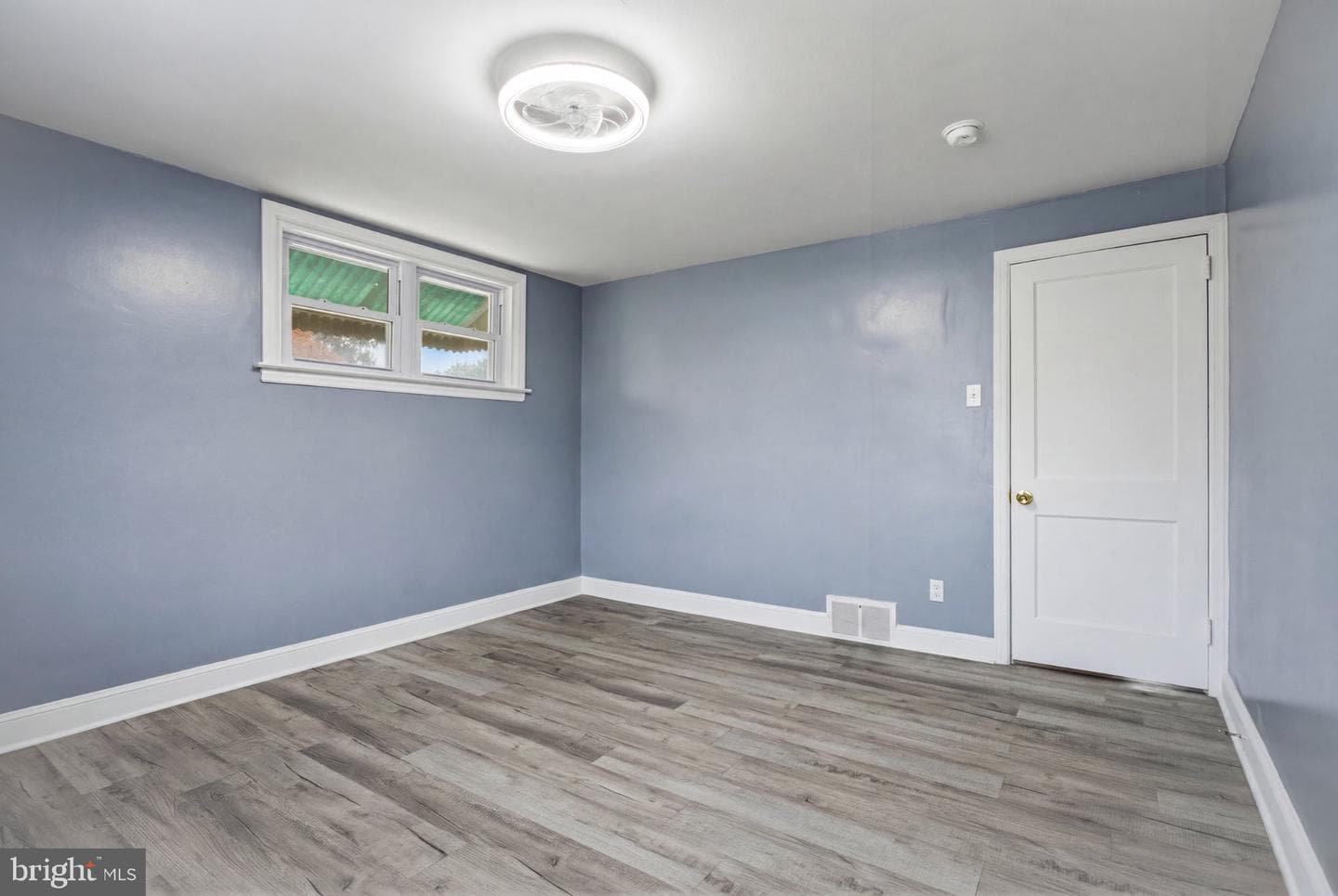 151 Alverstone Road photo 22