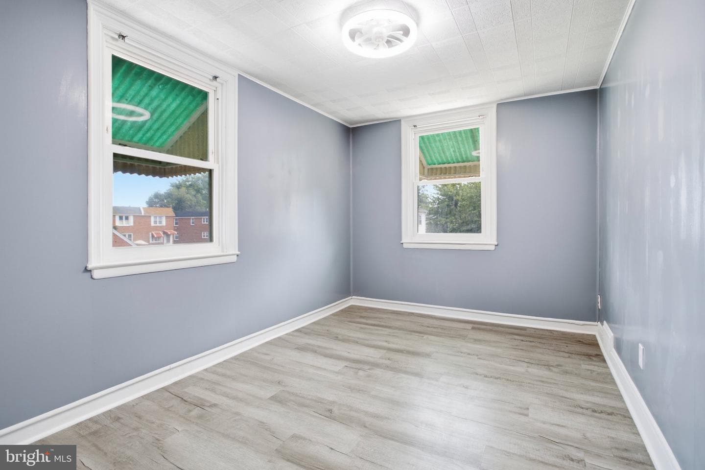 151 Alverstone Road photo 23