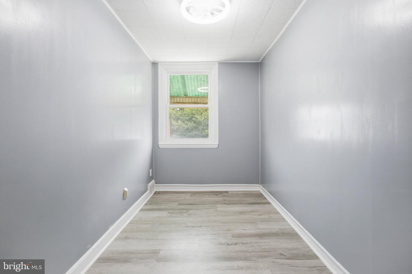 151 Alverstone Road photo 26