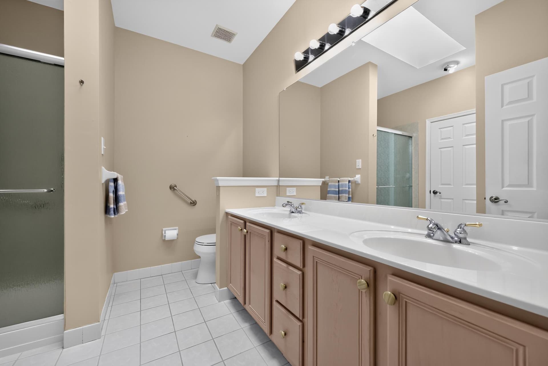 2105 White Fox Way photo 12