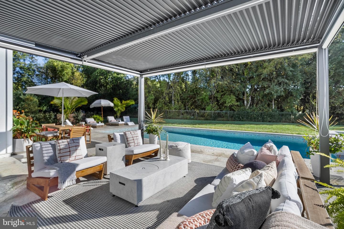 1337 Valley Road photo 11