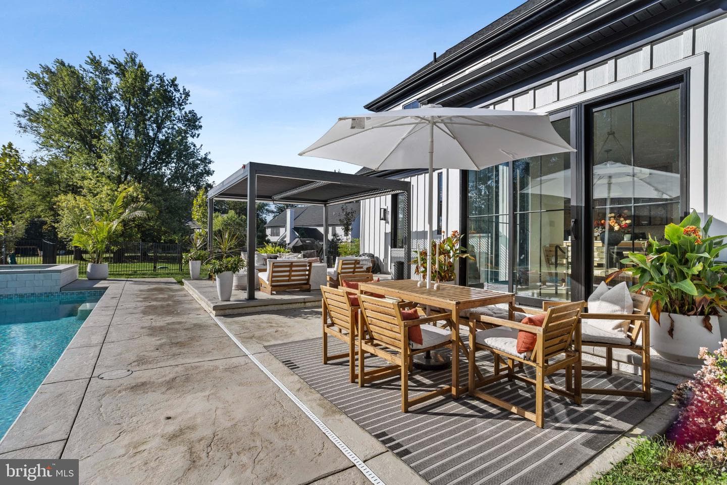 1337 Valley Road photo 13