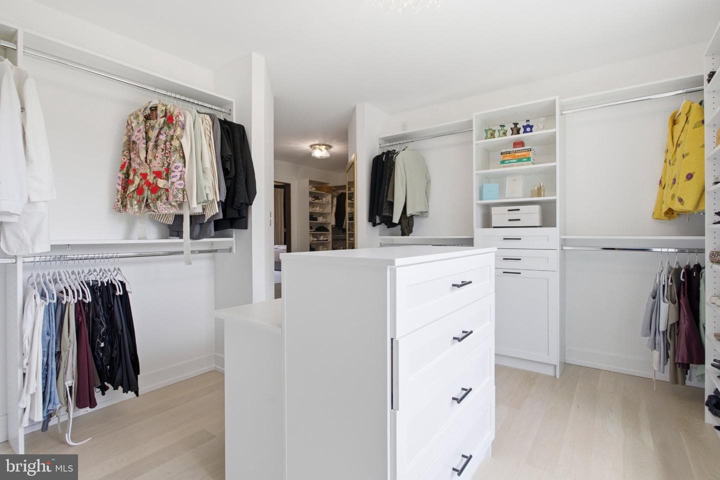 1337 Valley Road photo 50