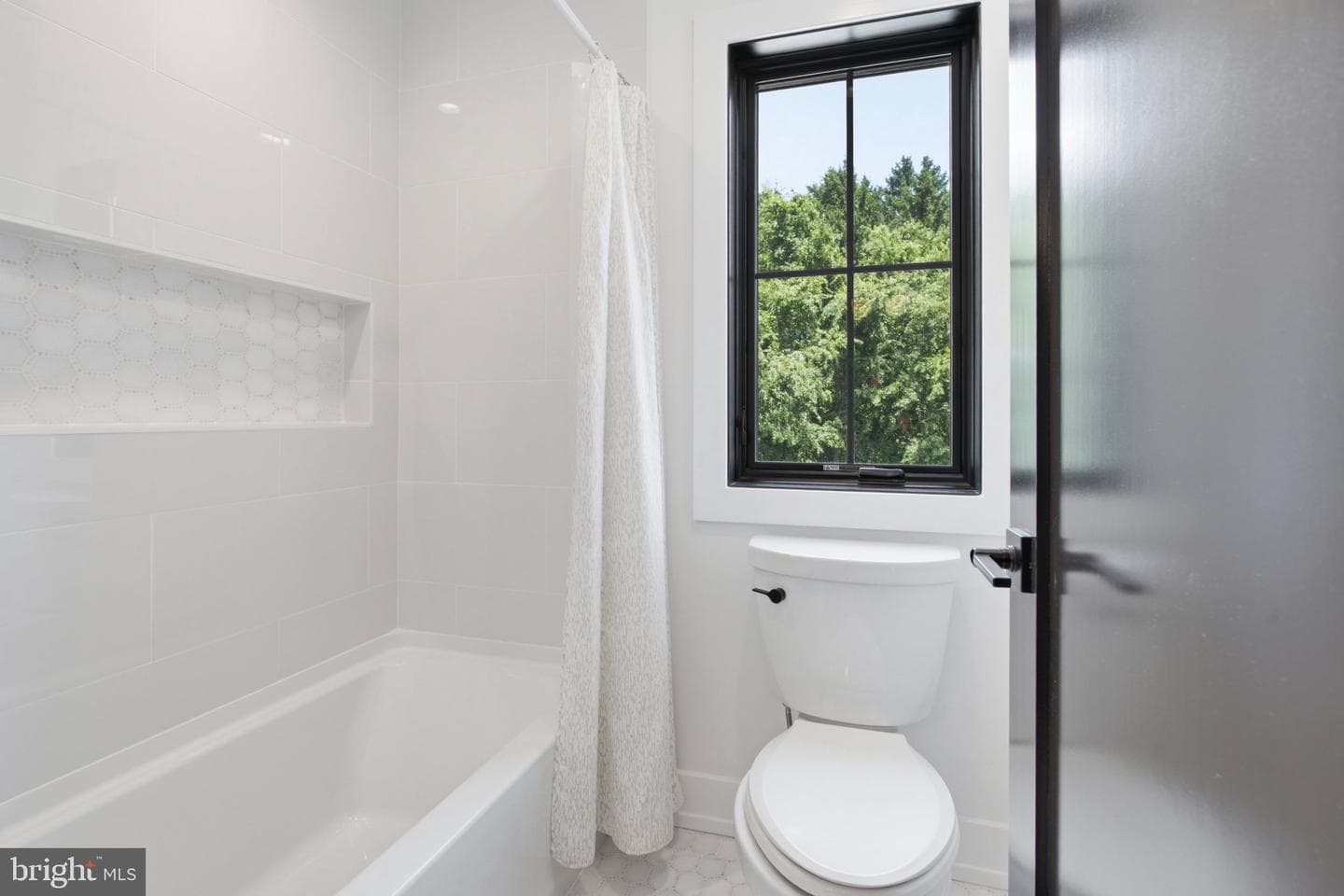 1337 Valley Road photo 62