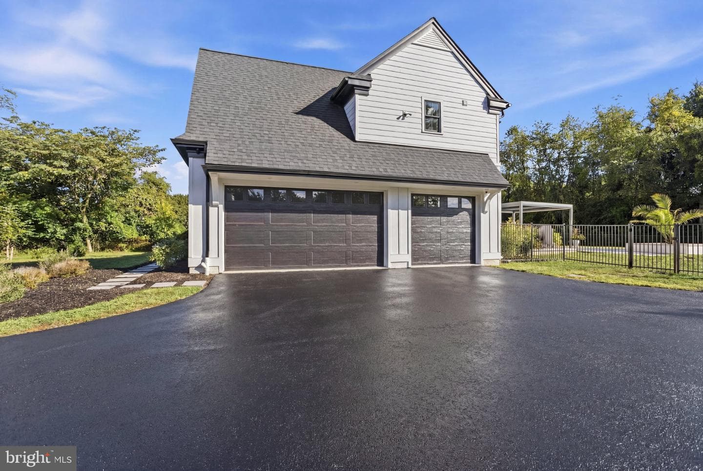 1337 Valley Road photo 73