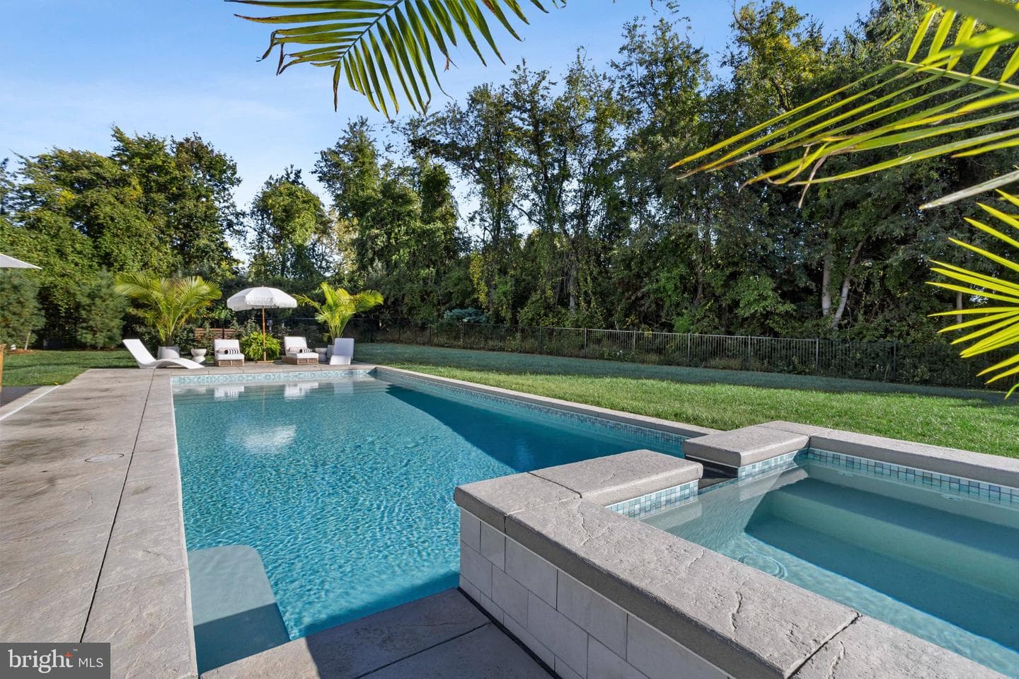 1337 Valley Road photo 8