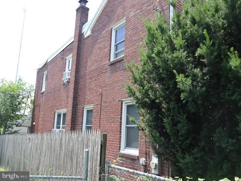 3007 W 10th Street photo 3
