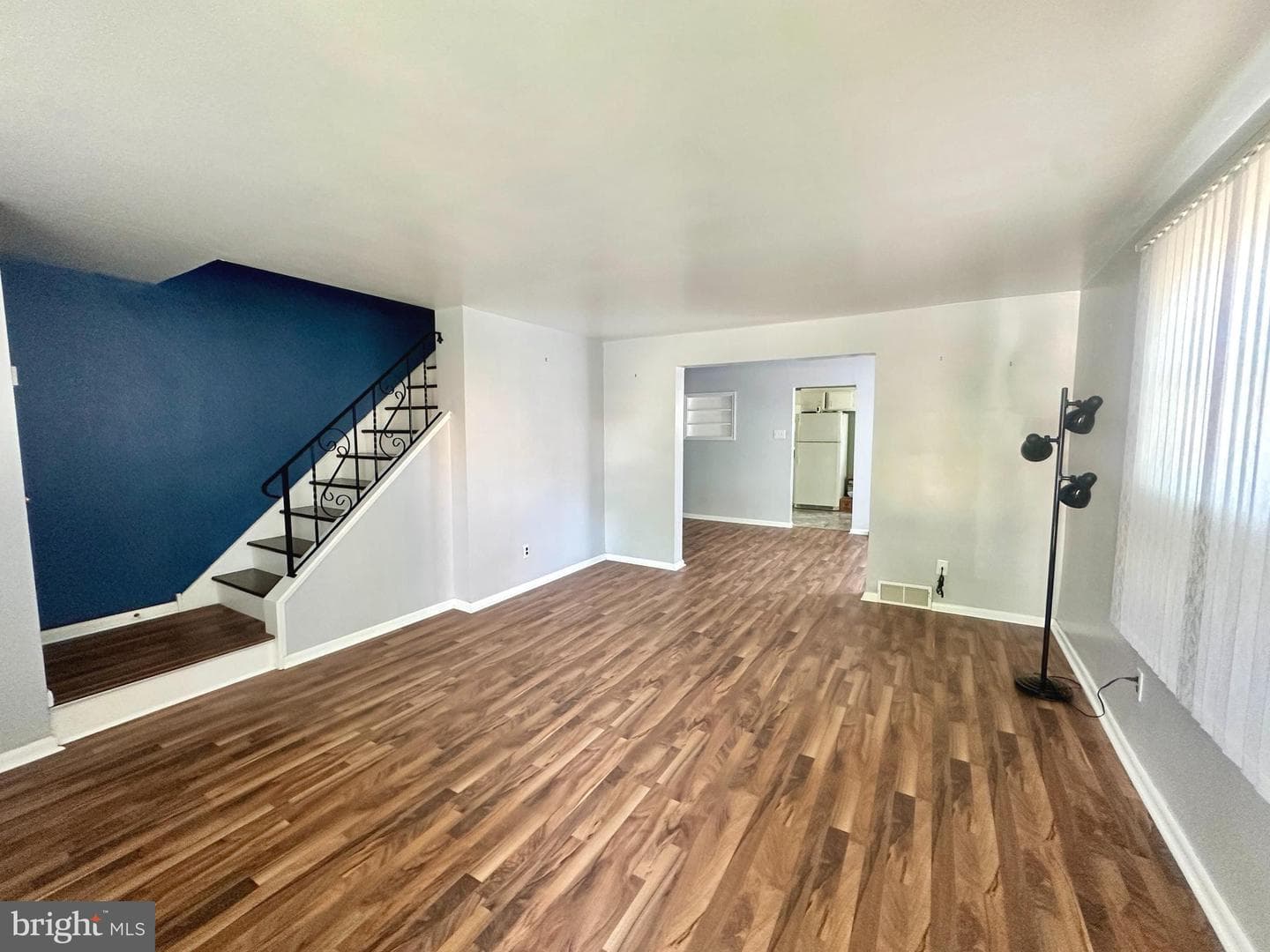 817 Windsor Circle photo 4
