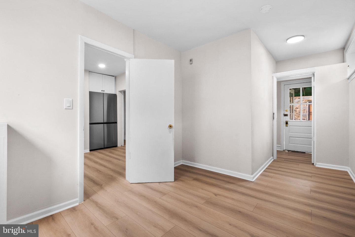 7103 Penarth Avenue photo 13