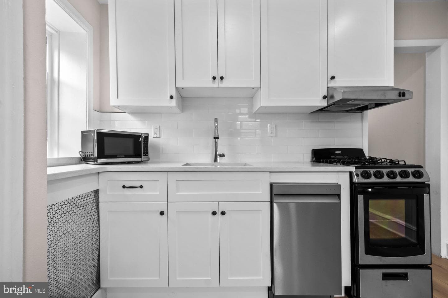 7103 Penarth Avenue photo 23