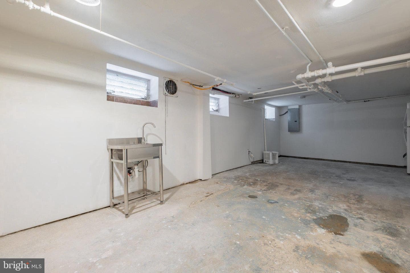 7103 Penarth Avenue photo 36
