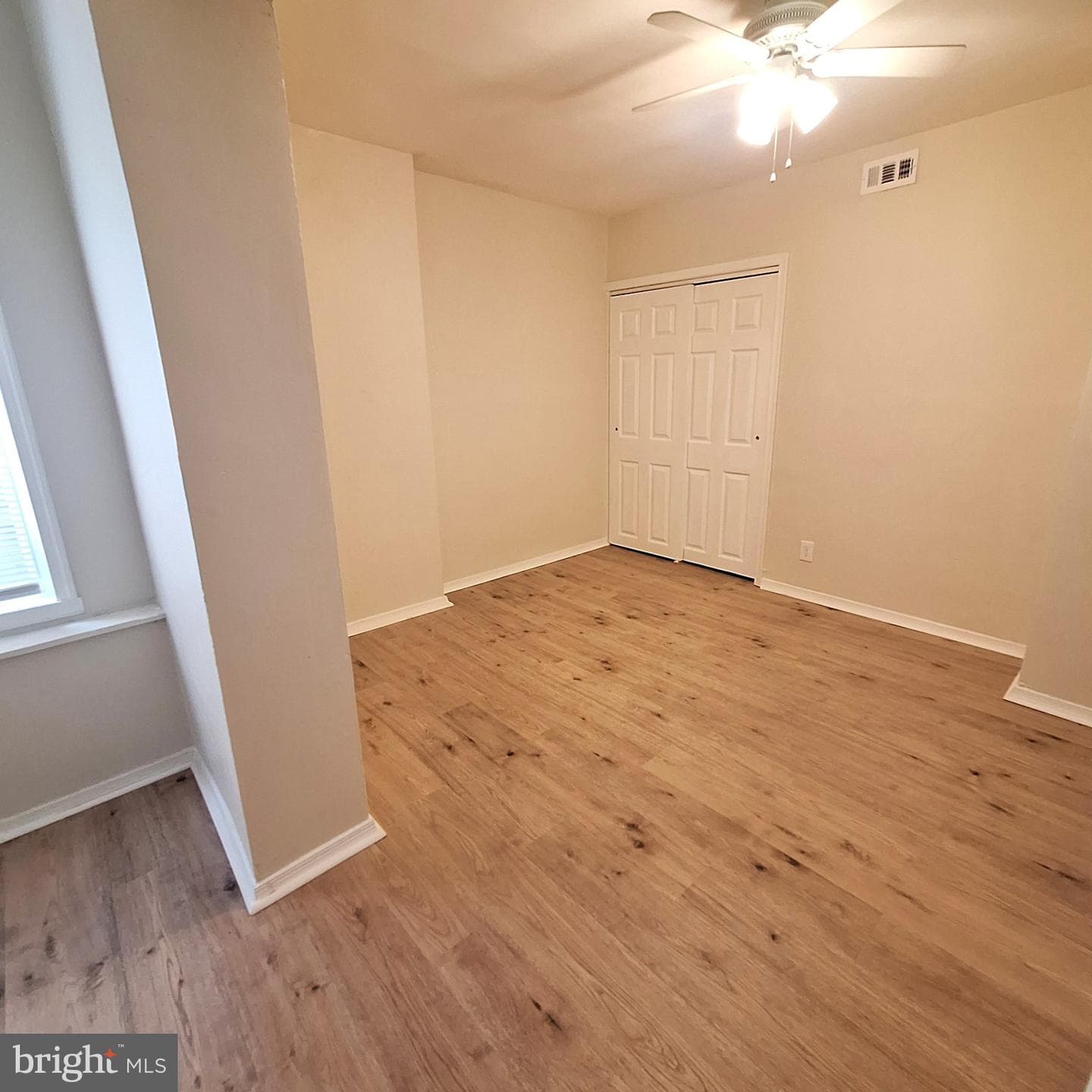 303 Moore Road photo 10