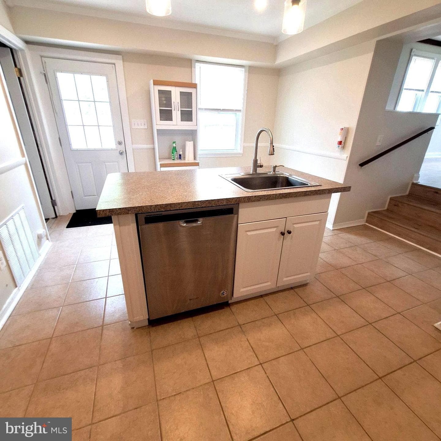 303 Moore Road photo 12