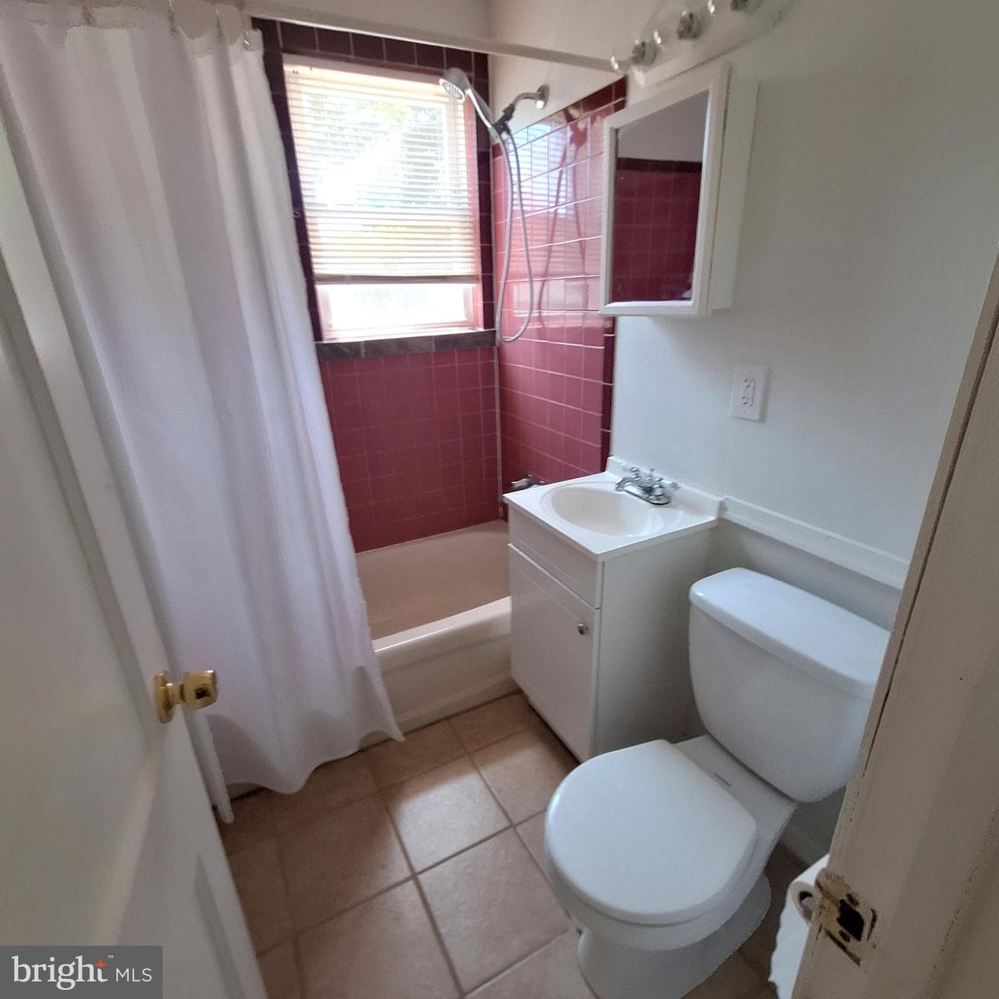 303 Moore Road photo 16