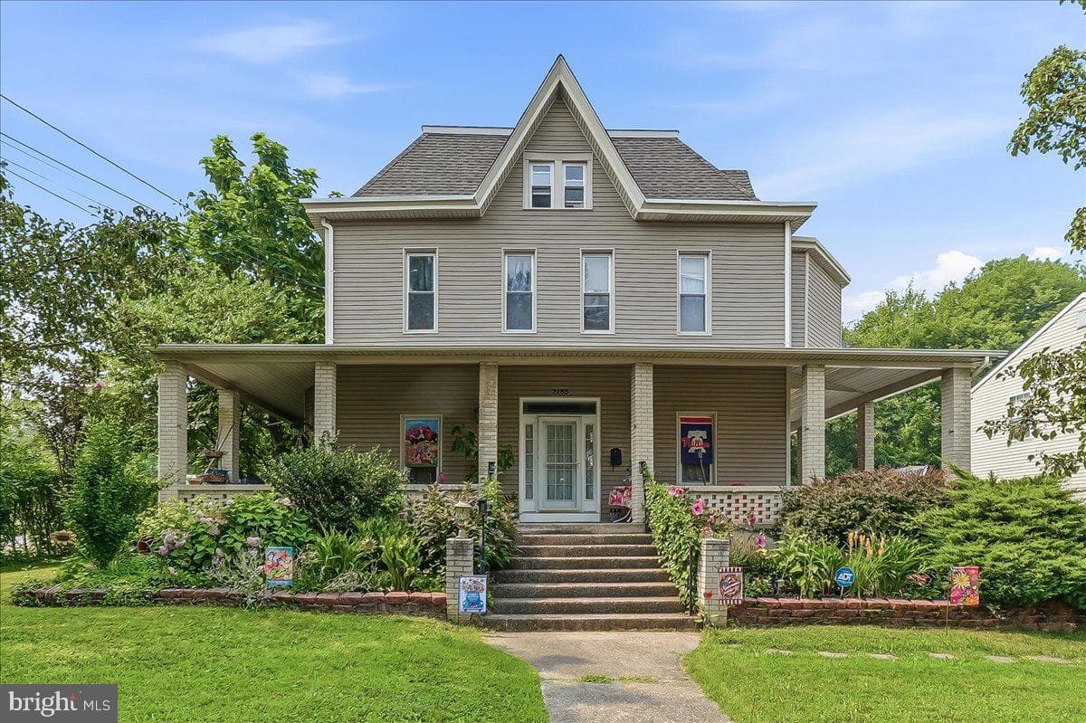 2185 Franklin Avenue, Morton