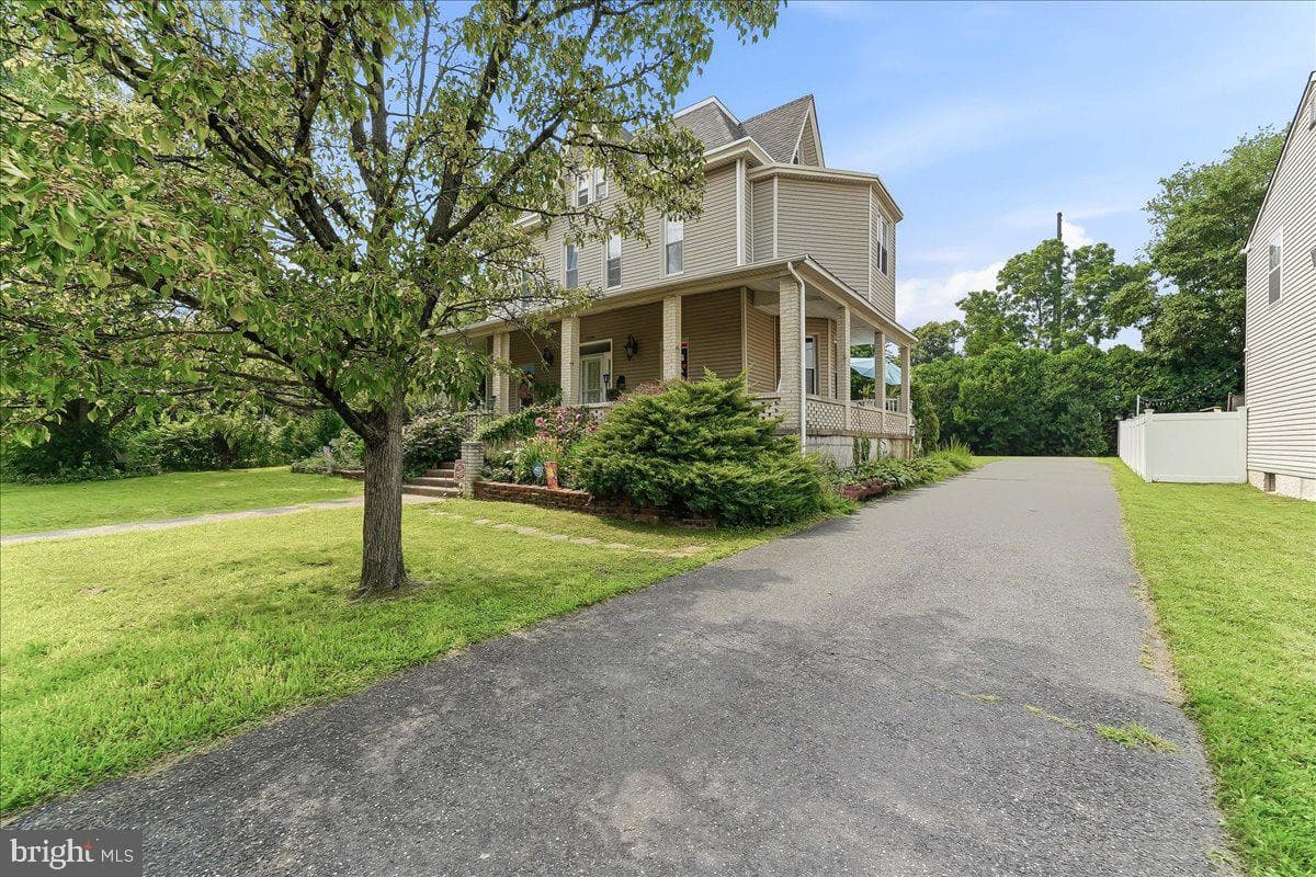 2185 Franklin Avenue, Morton