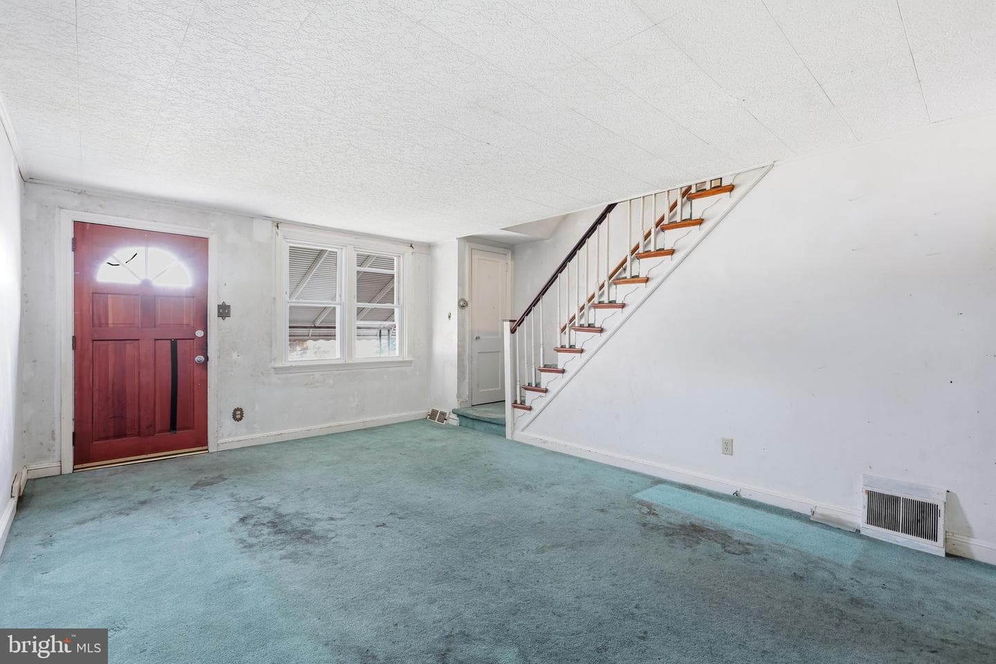 217 Cambridge Road photo 5