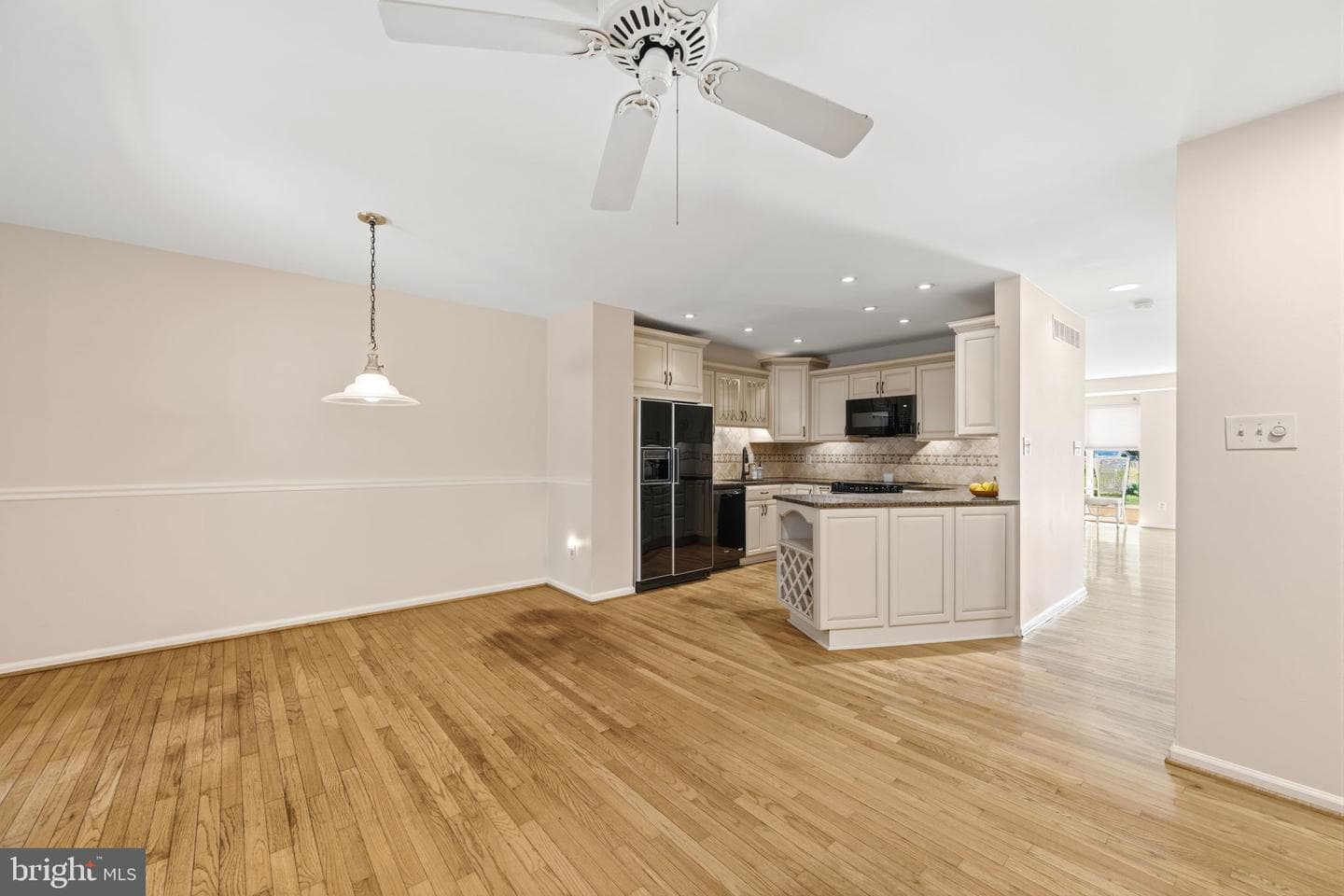 502 Williamson Circle photo 11