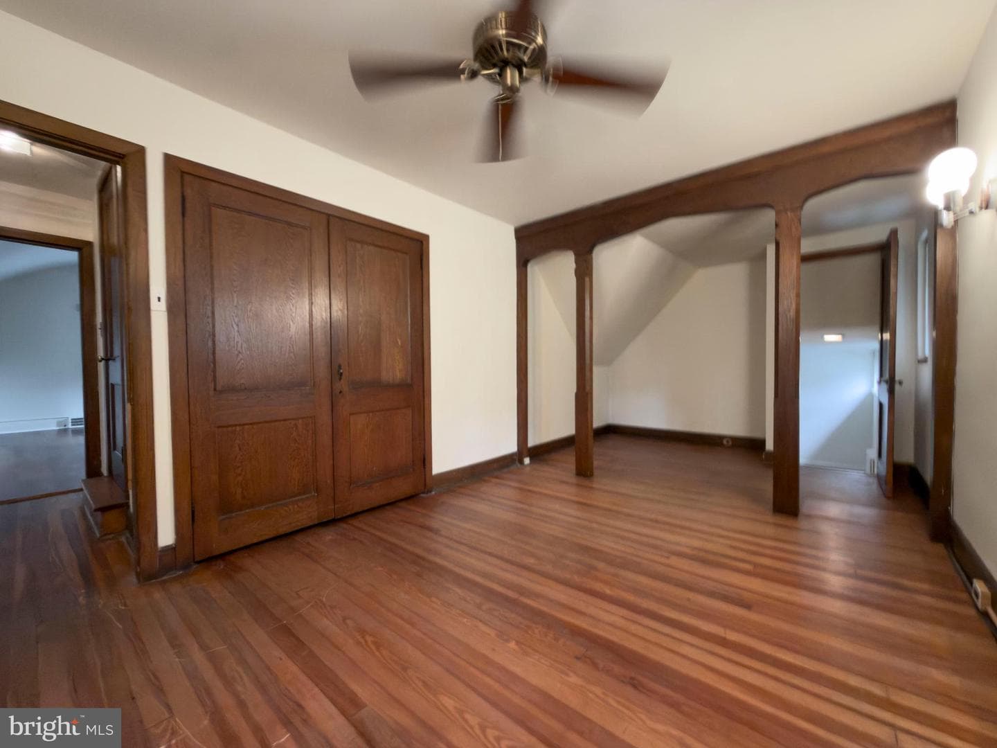 556 Saint Davids Avenue photo 23