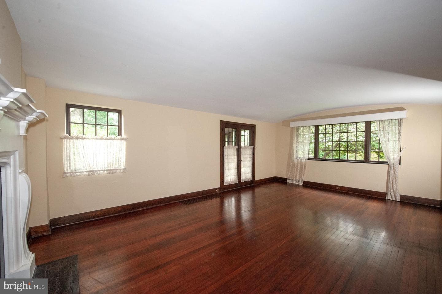 556 Saint Davids Avenue photo 6