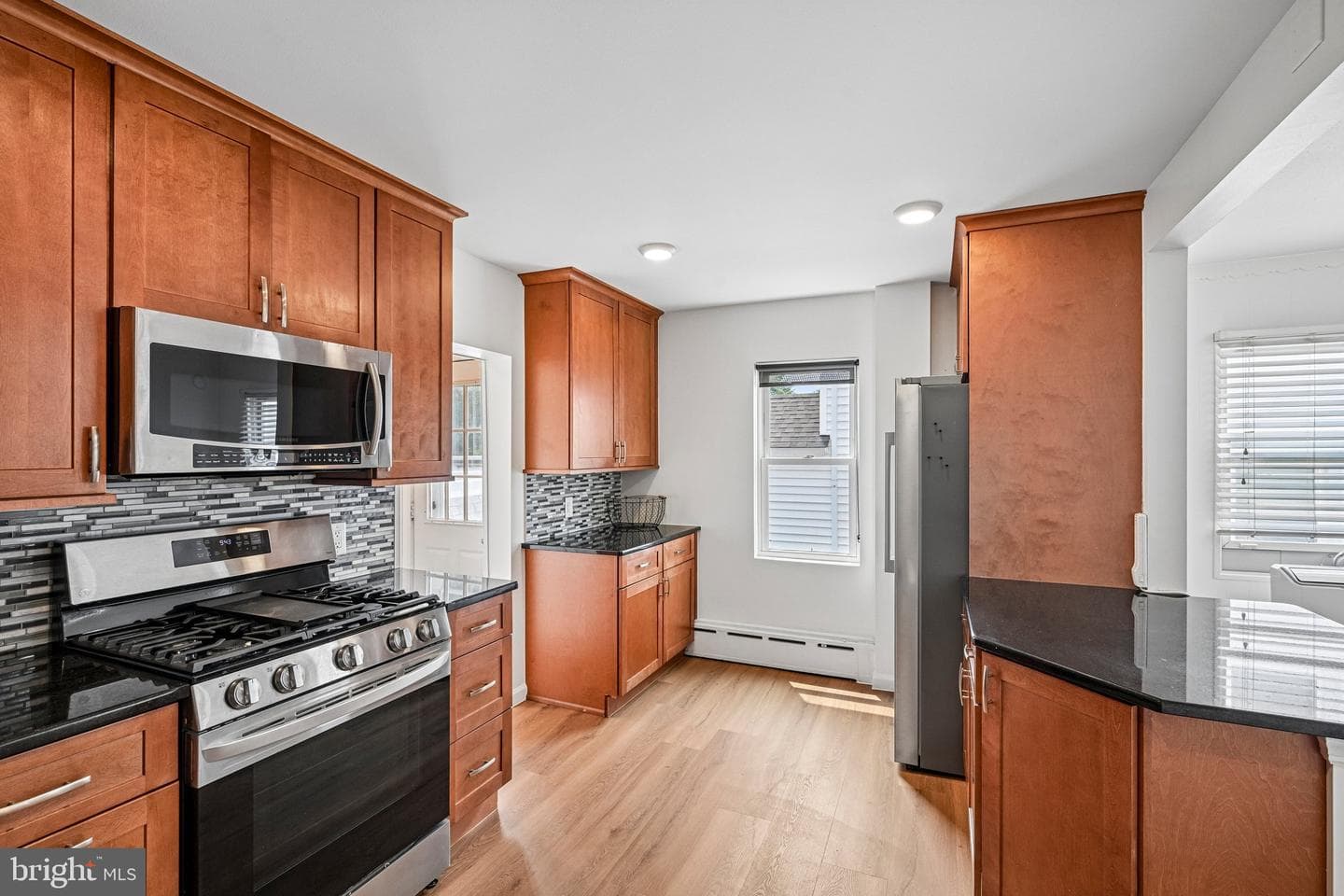 415 Sagamore Road photo 11