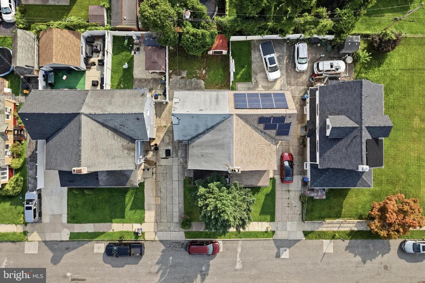 667 Rose Street photo 30
