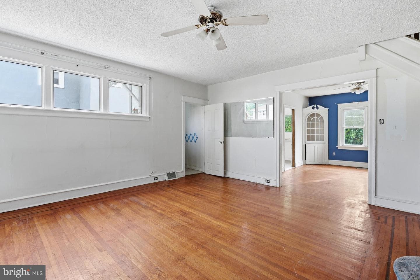 667 Rose Street photo 6