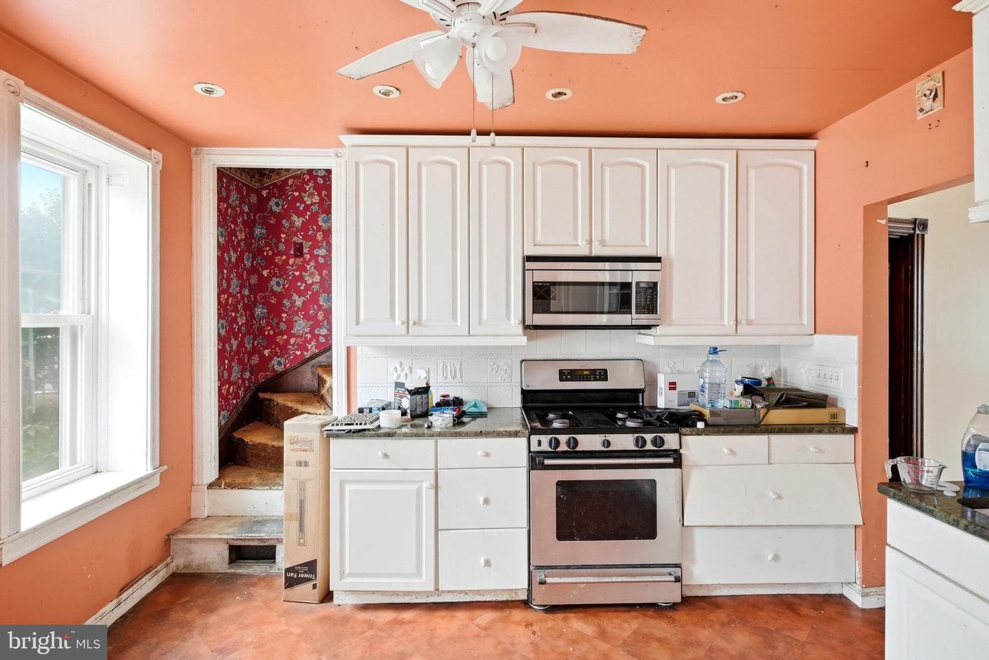 19 W Hinckley Avenue photo 11